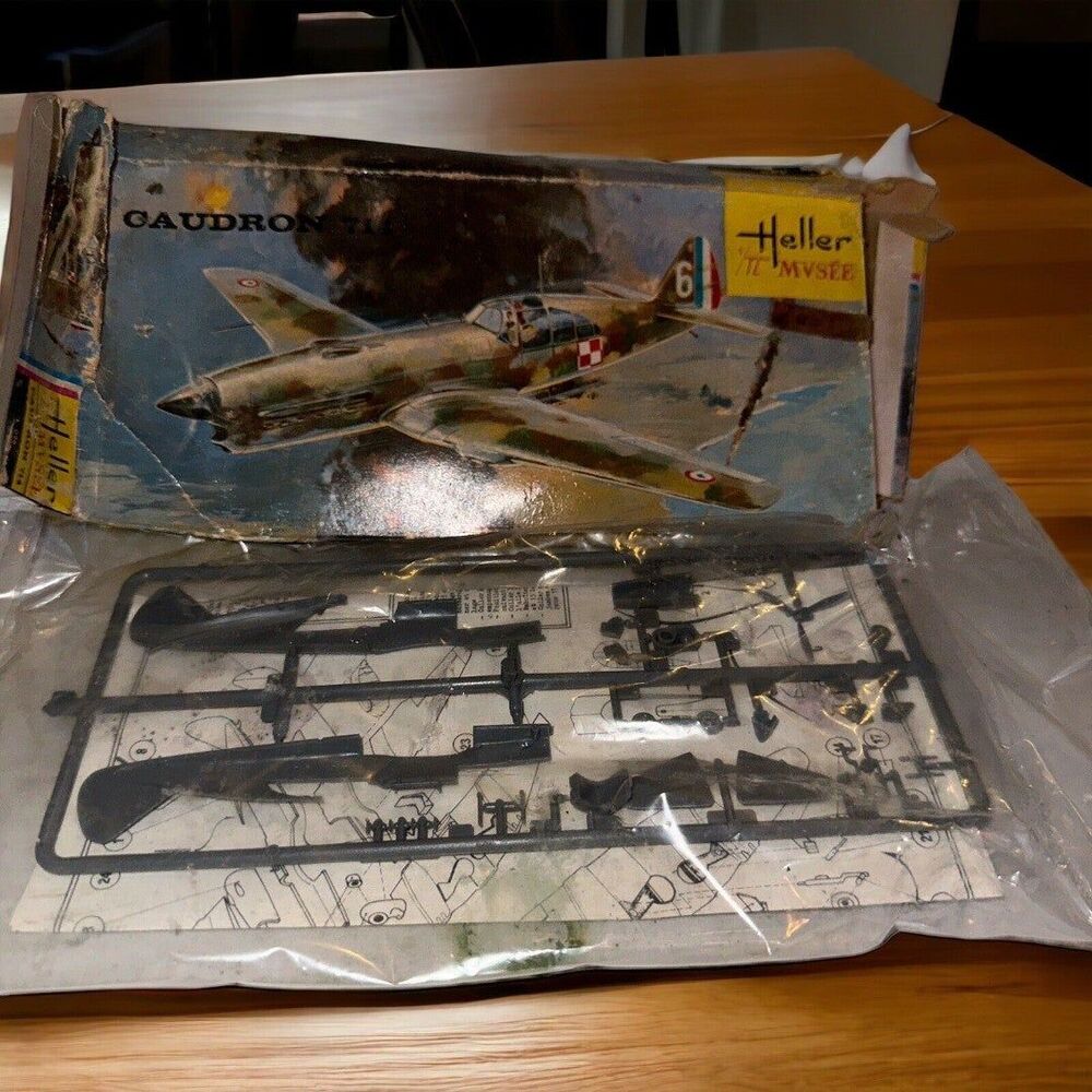 Heller Caudron 714 1:72 Scale Model Kit Inside Sealed Box Has A Lot Shelf Wear.